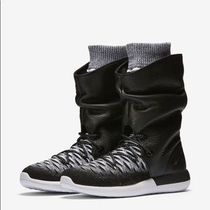 Nike Roshe 2 Flyknit Hi Sneaker Boots